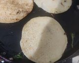 A picture of step 4 of Rava Uttapam.