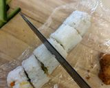 Foto langkah ke 5 dari resep Sushi Roll tanpa Nori.