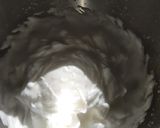 Une image de l'étape 2 de Mousse au chocolat noir.