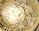 A picture of step 1 of Ojly meat of goat s🐐 stomach.