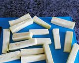 Foto del paso 2 de la receta Bastones de berenjena con miel de azahar