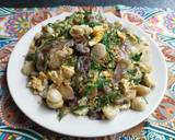 ชะอมวุ้นเส้นผัดไข่ลูกชิ้นปลา วิธีทำสูตร 4 รูป