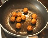 Foto del paso 7 de la receta: Tortelinis, salsa paternoster, albóndigas vegetales y pan a la "Pepeluí"