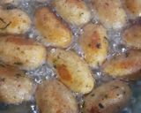 A picture of step 5 of Simple potato cutlets.