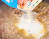 Foto del paso 3 de la receta: Pasta alla norcina y trufa 🥓🧀 (salchichas y trufa)