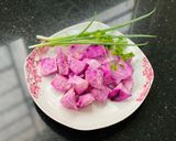 Hình bước làm 1 của món Canh Khoai Tím Nấu Thịt Xay
