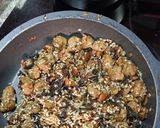 Foto del paso 9 de la receta: Arroz con Butifarra, Rovellons, Trompetas de la Muerte y Champiñones Portobello