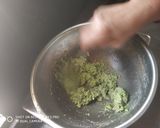 A picture of step 3 of Organic thecha or chutney.