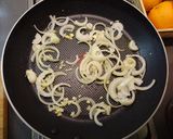 A picture of step 4 of [Midnight Diner] Simple Version of Napolitan Spaghetti.