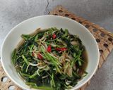 Foto langkah ke 3 dari resep Tumis bayam.