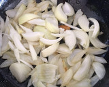 Foto del paso 1 de la receta: Calamarcitos encebollados con pimientos de Padrón