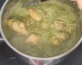 A picture of step 9 of Chicken hara masala.