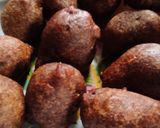 गुड़ की गुलगुले (Gud ke gulgule recipe in Hindi) रेसिपी चरण 3 फोटो