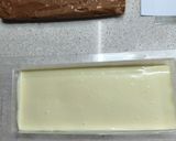 Foto del paso 4 de la receta: Turrón relleno de chocolate con caramelo salado