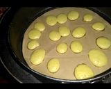 A picture of step 8 of Egg biscuits without oven.