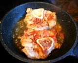 Foto del paso 4 de la receta: Ossobuco de ternera con castañas y especias