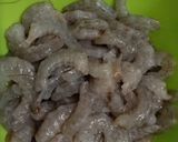 Foto langkah ke 1 dari resep Udang Asam Manis.