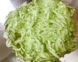Hình bước làm 1 của món 💚 Tzatziki - Sốt Dưa Leo Sữa Chua Hy Lạp (Vegetarian)
