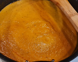 Foto del paso 6 de la receta: Contramuslos de pollo en salsa de berenjena, calabaza y curry