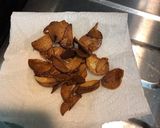 A picture of step 2 of Beef cube with honey and black pepper.