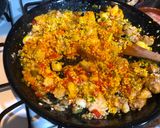 Foto del paso 3 de la receta: Arroz mar y montaña en paella