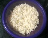 A picture of step 2 of Paneer besan ka chilla.