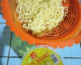 Foto langkah ke 1 dari resep Mie uwel.