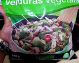 Foto del paso 1 de la receta: Wok de verduras y pollo