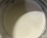 A picture of step 2 of Kanchipuram Idli.