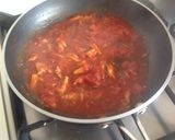 Foto del passaggio 1 della ricetta Riccioli con ragù di sgombro, cime di rape e ricotta salata