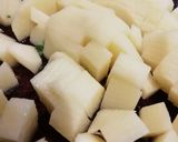Foto del paso 6 de la receta: Carne de ternera a la cacerola