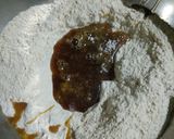 A picture of step 2 of Thekua/ Khajuria.