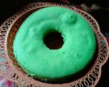 Foto langkah ke 10 dari resep Bolu pandan coklat super lembut.