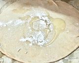 A picture of step 2 of Khasta Karara Paratha.