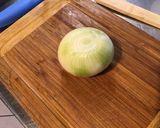 Une image de l'étape 3 de Navets et carottes violettes aux épices indiennes, bouillon de porc et coriandre.