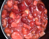 Foto del paso 2 de la receta: Mermelada de frambuesa ó frutillas