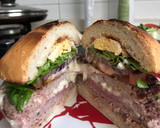 Foto del paso 4 de la receta: Hamburguesa de ternera rellena de queso
