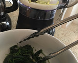 Foto del paso 3 de la receta: Tallarines verdes Peruanos