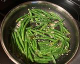 A picture of step 2 of Garlic & Butter Green Beans.