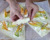 Foto del passaggio 9 della ricetta Sfogliatine ripiene ai fiori di zucca e provola