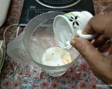 A picture of step 1 of Banana Milk Shake.