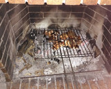 Foto del paso 3 de la receta: Muslos y contramuslos de pollo, deshuesados a la brasa