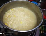 A picture of step 3 of Chicken maggi soup.