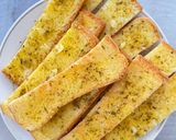 Foto langkah ke 5 dari resep Garlic Bread Roti Tawar.