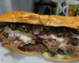 Foto del paso 17 de la receta: Sándwich🥐de berenjena🍆bbq, carne🧅, queso🧀y cebollas grillé🥯🥩🧀