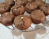 Foto del paso 6 de la receta: Muffins de Chocolate con Chips Negros y Blancos