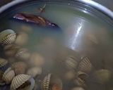 Foto langkah ke 3 dari resep Kerang Dara Saus Padang.