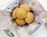 A picture of step 7 of Circled mini meatpies.