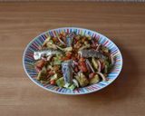 Foto del paso 5 de la receta Salpicón de aguacates con sardinillas