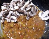 A picture of step 3 of Mushroom egg curry.